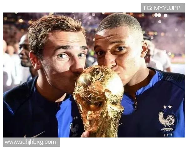 姆巴佩领衔法国队冲击世界杯冠军前景分析与个人表现探讨